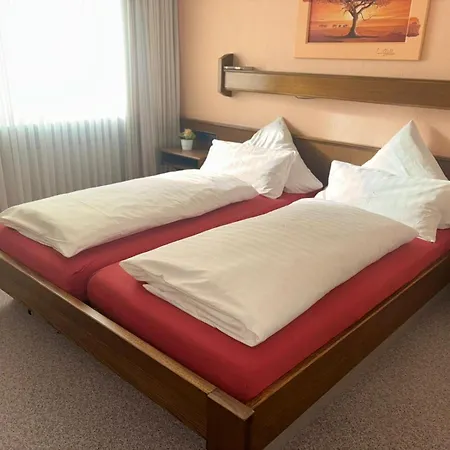 Cafe Baeckerei Alcana Mirco Muench ألكين