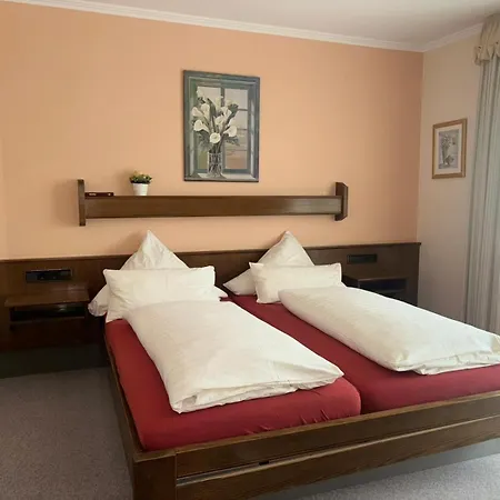 Cafe Baeckerei Alcana Mirco Muench