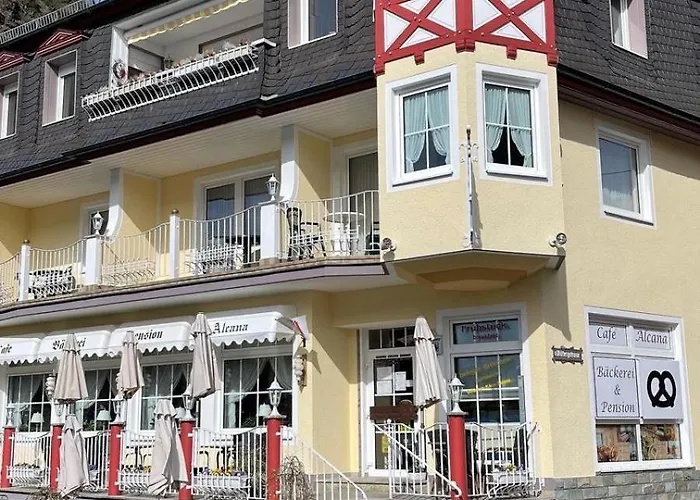 Cafe Baeckerei Alcana Mirco Muench 3*